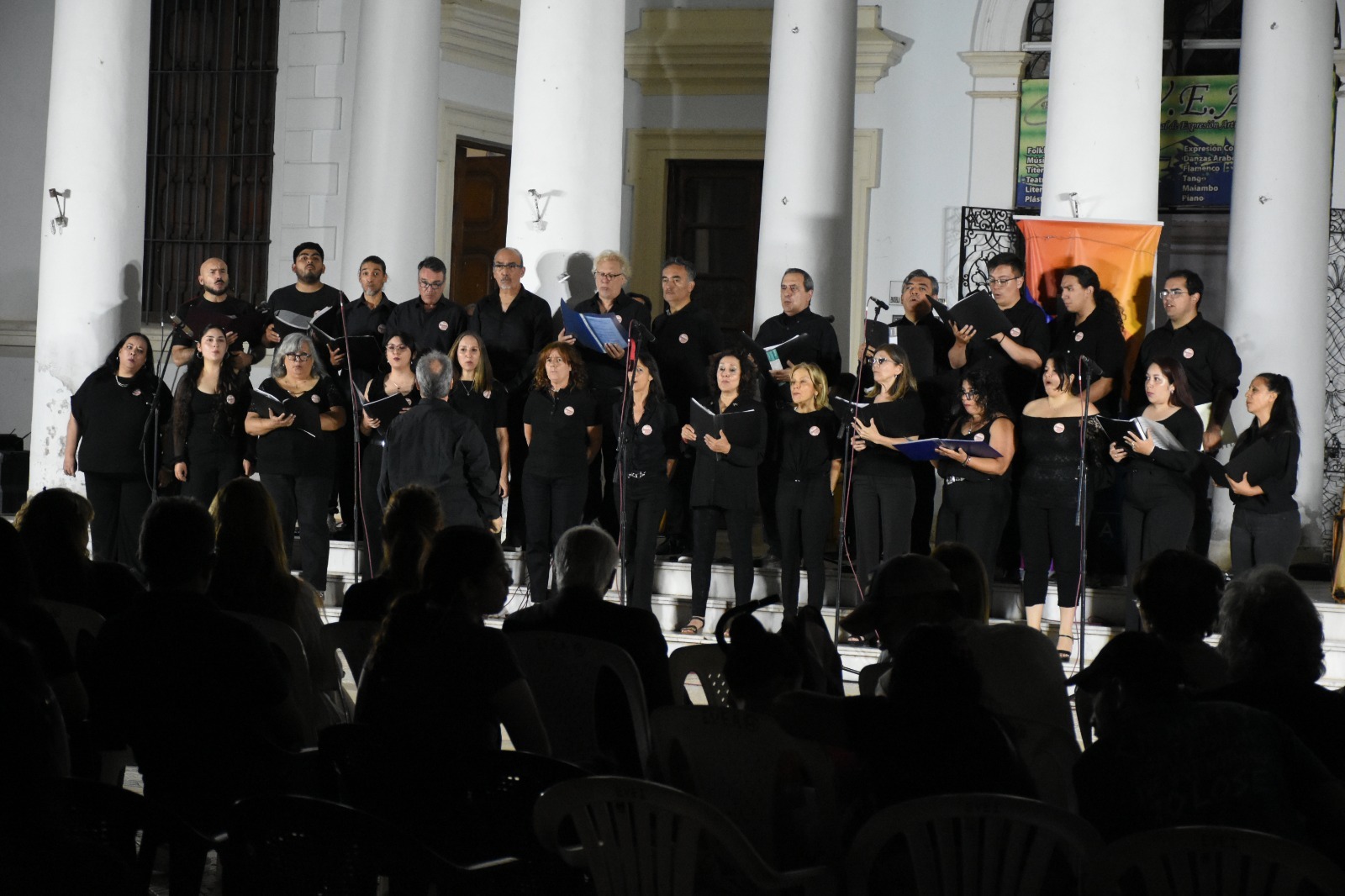 La UNCA celebró el Día de la Tradición con un megaevento artístico