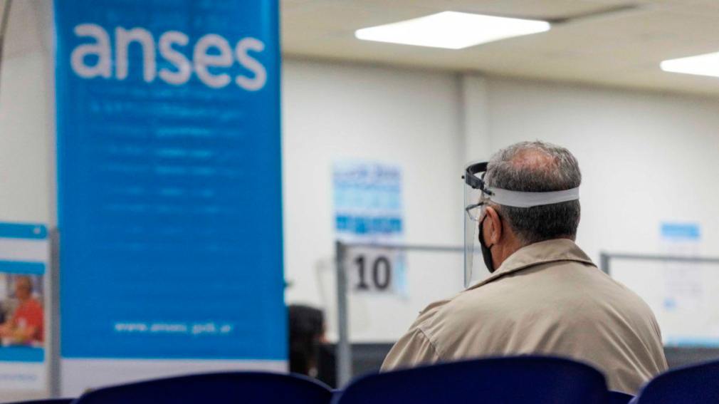 Ajuste por inflación: ANSES actualiza jubilaciones y define el haber mínimo para enero de 2026