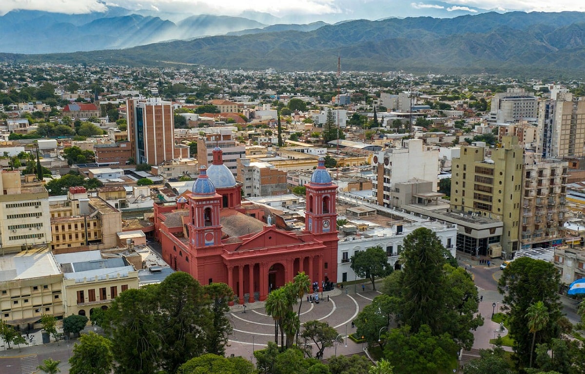 Catamarca inicia la semana con alerta por tormentas y una seguidilla de días calurosos