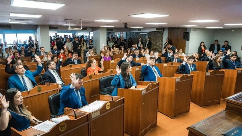 Juraron los 21 legisladores electos y se ratificó a Fedeli en la Presidencia