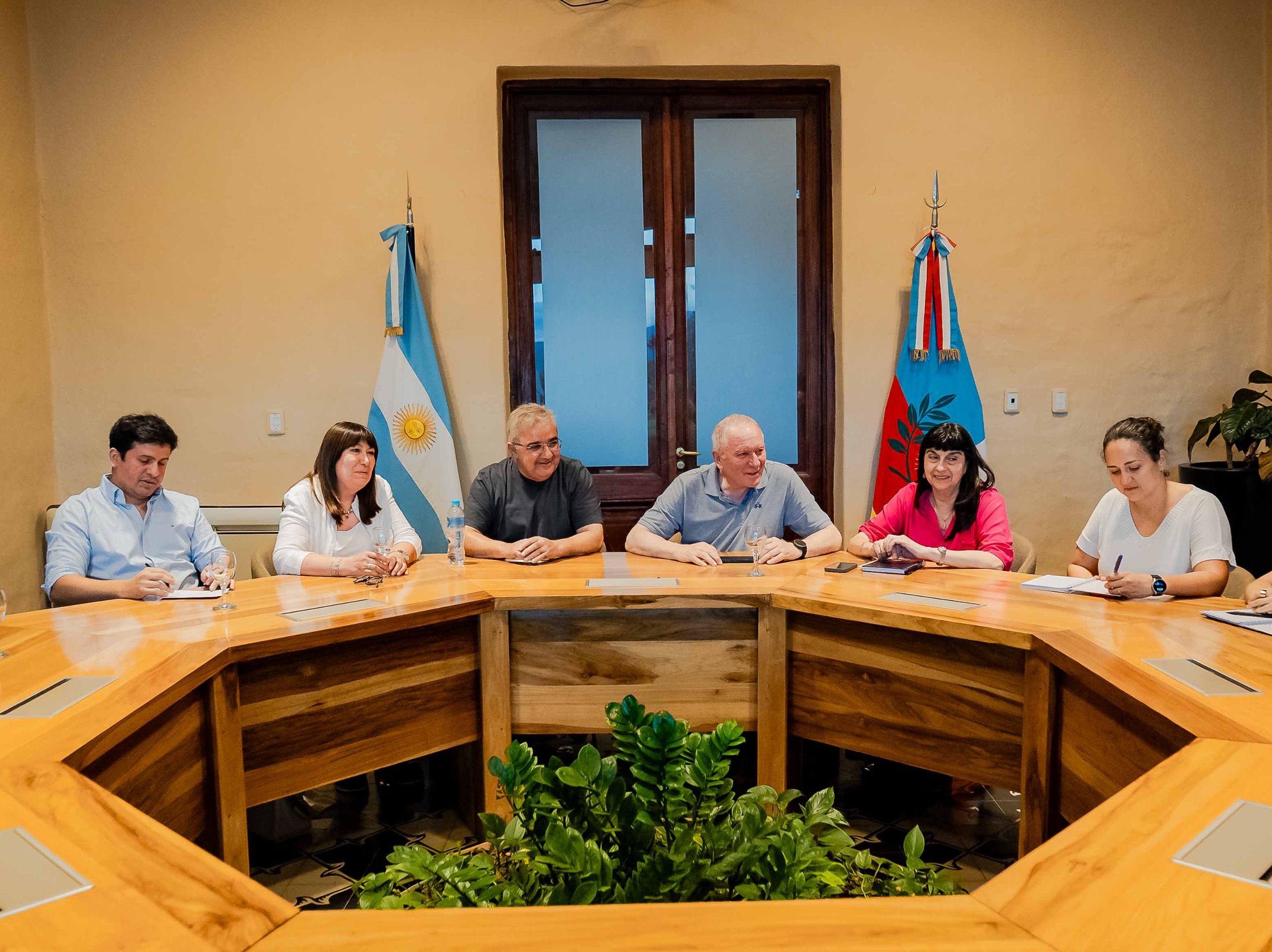 El Gobierno provincial ratificó políticas de fortalecimiento de proveedores mineros locales