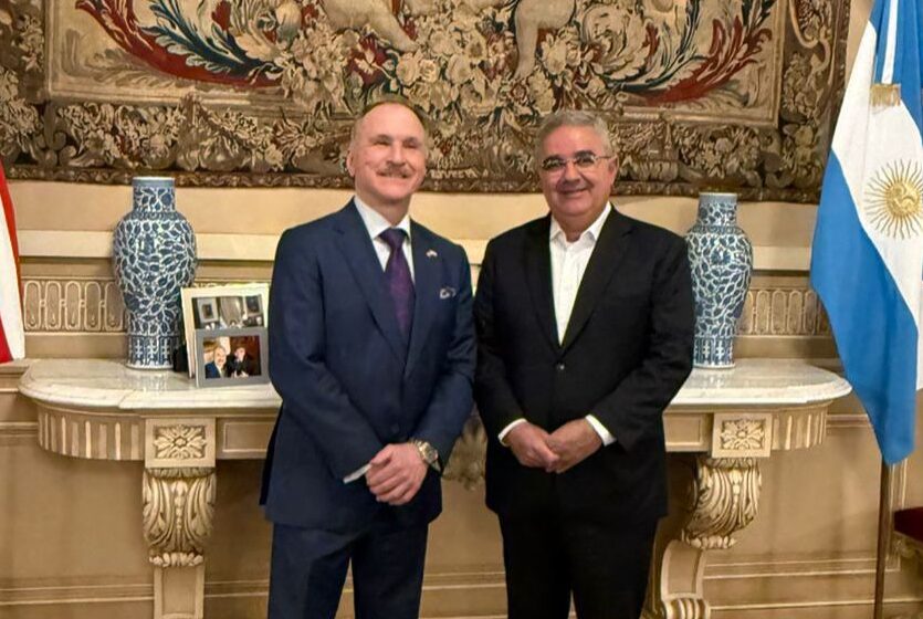 Raúl Jalil se reunió con el embajador de Estados Unidos en Argentina