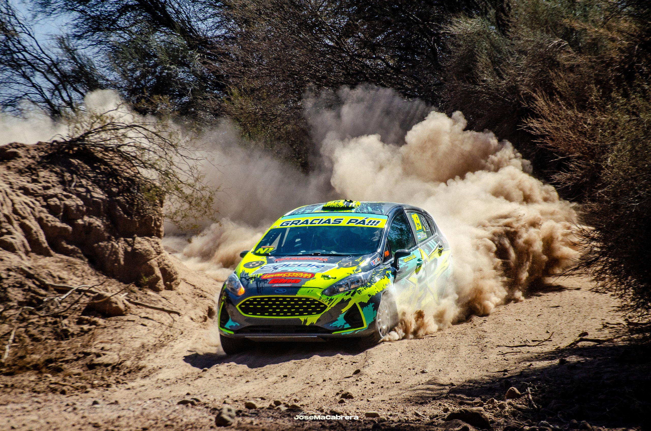 Tomi Vega acelera en Sanagasta y se queda con la primera etapa del Rally